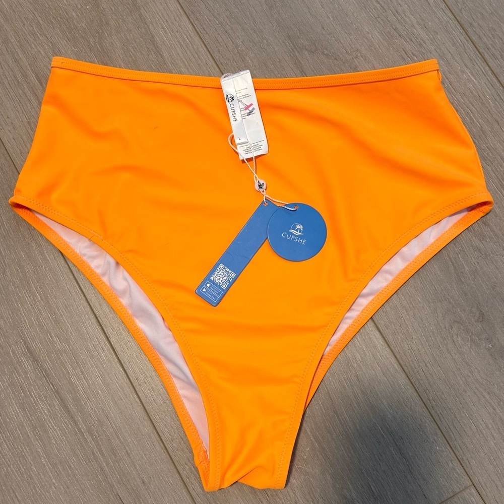 Cupshe High-Waist Bikini Bottoms in Bright Orange size large NWT